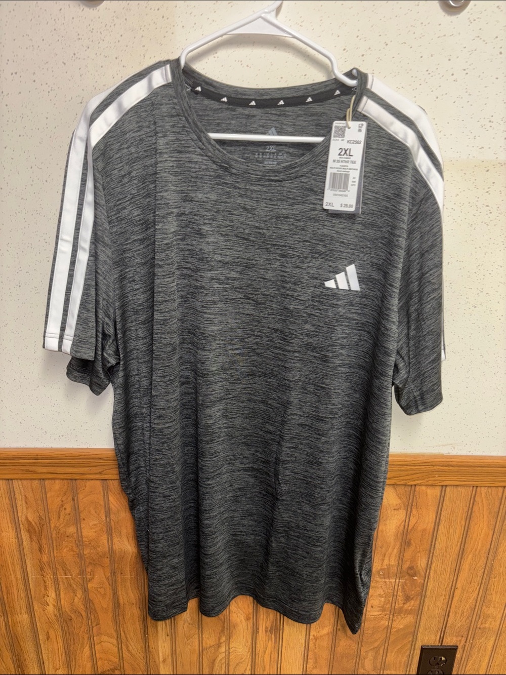 adidas NWT - Men's Gray Short Sleeve Tee with White Stripes - 2XL